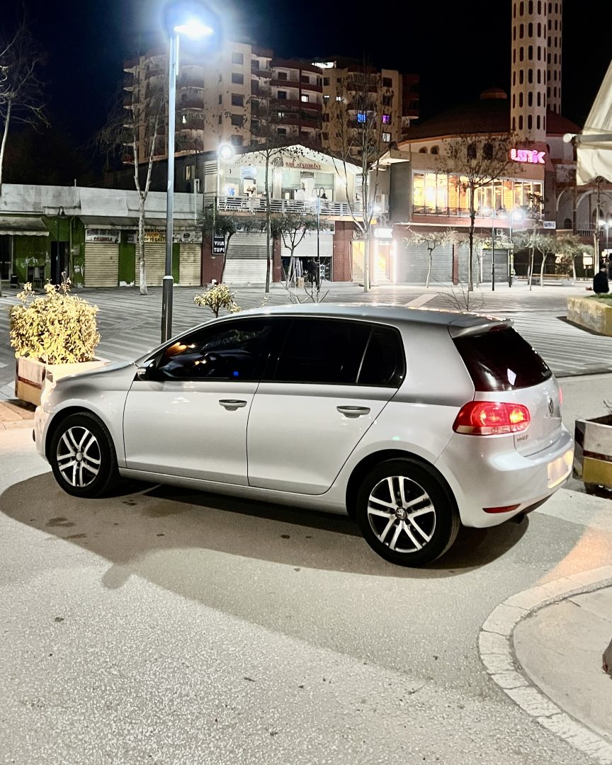 Volkswagen  Golf 6 2013