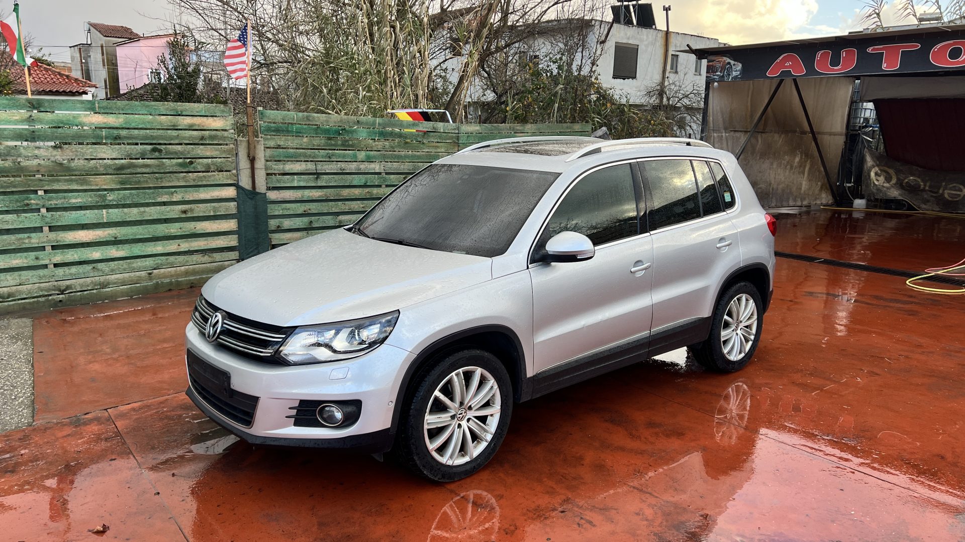 Volkswagen  Tiguan 2015